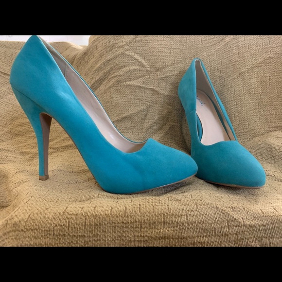 High Heels - Picture 6 of 8